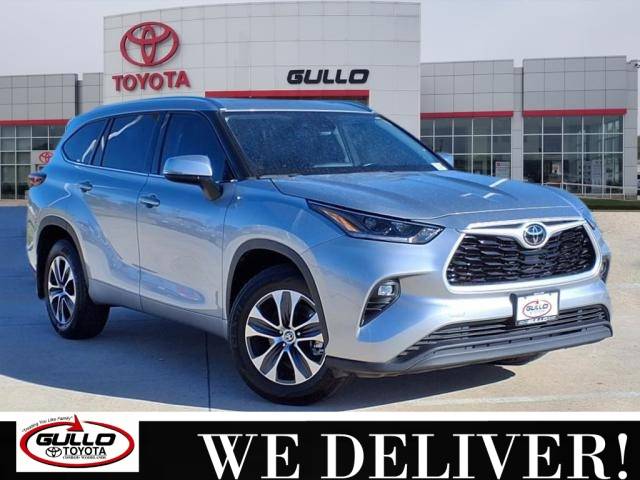 2021 Toyota Highlander XLE — SUV — 41,858 mi — Conroe, TX
