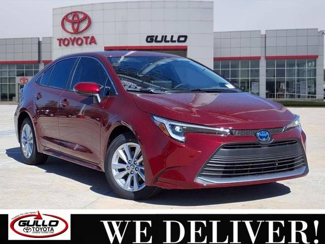 2025 Toyota Corolla Hybrid XLE — Sedan — 51 mi — Conroe, TX