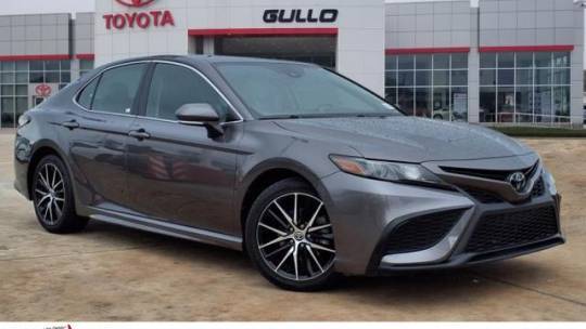 2022 Toyota Camry SE — Sedan — 60,695 mi — Conroe, TX