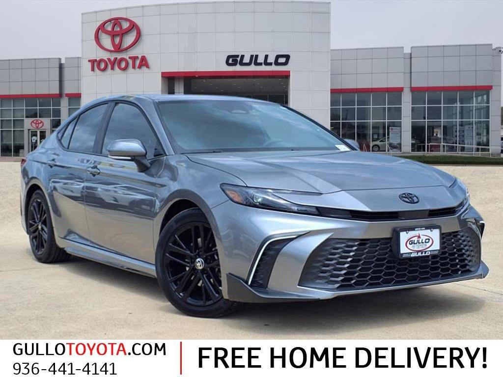 2025 Toyota Camry Hybrid LE — Sedan — 5,501 mi — Conroe, TX