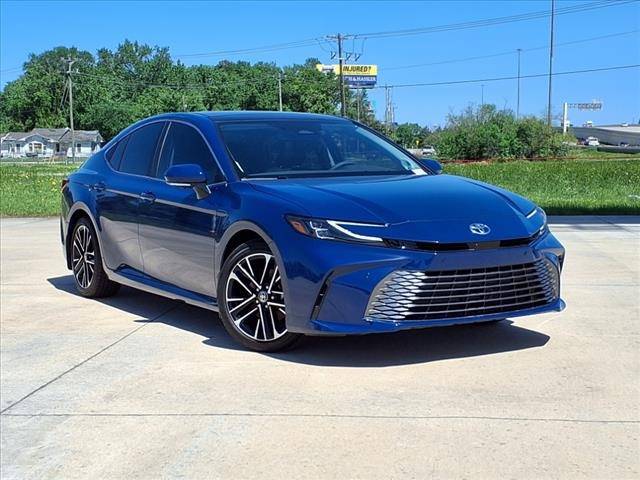 2025 Toyota Camry XLE — Sedan — 188 mi — Conroe, TX