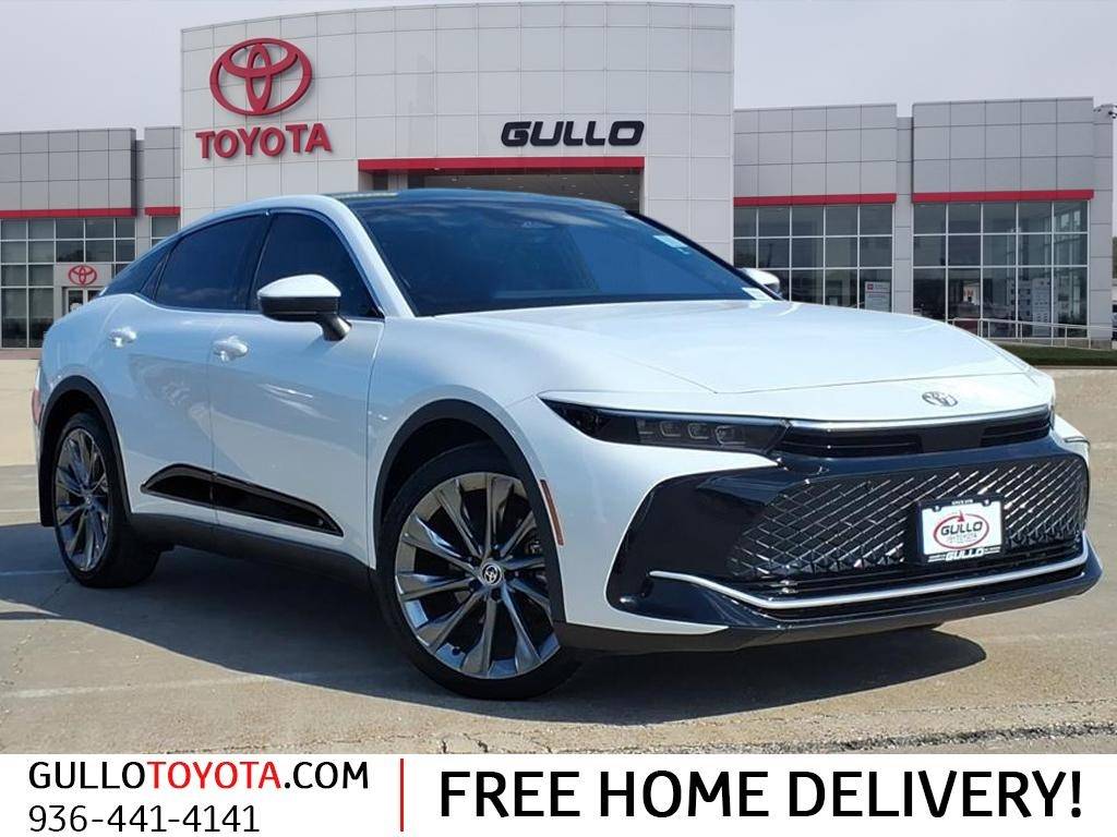 2025 Toyota Crown Limited — Sedan — 7,741 mi — Conroe, TX