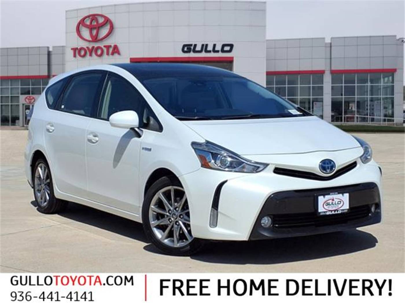 2017 Toyota Prius v Five — Wagon — 43,208 mi — Conroe, TX