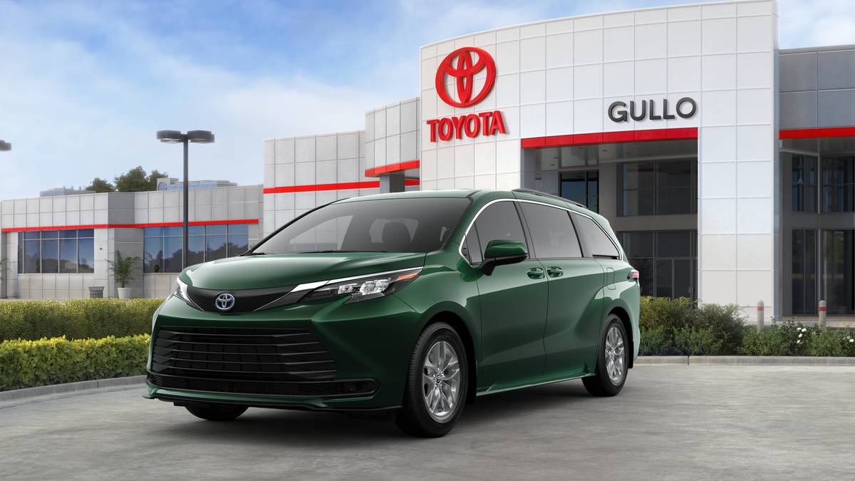 2025 Toyota Sienna LE — Minivan — 10 mi — Conroe, TX