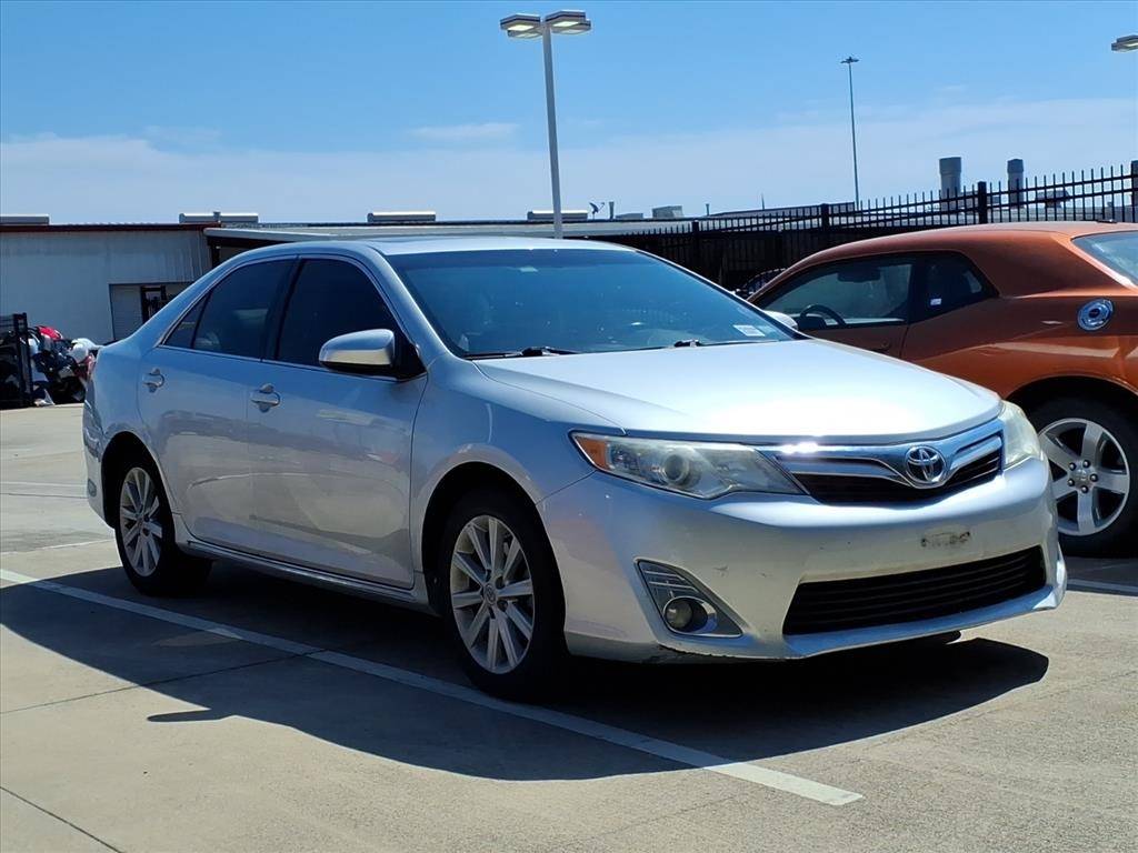 2013 Toyota Camry XLE — Sedan — 156,017 mi — Conroe, TX