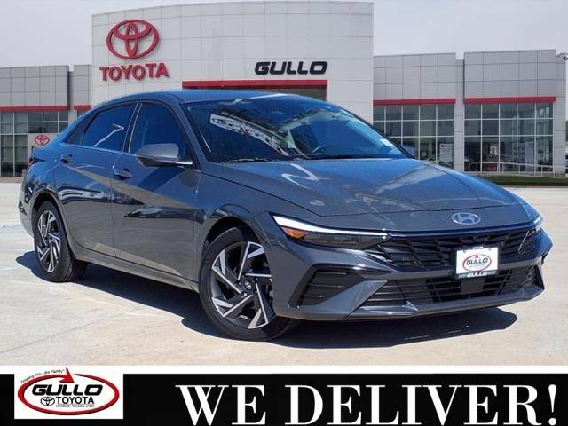 2024 Hyundai Elantra Limited — Sedan — 6,738 mi — Conroe, TX