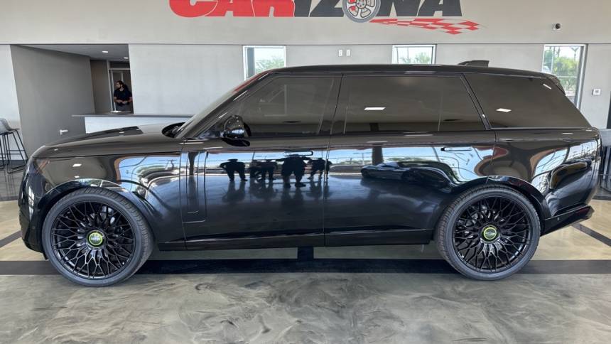 2023 Land Rover Range Rover SE — SUV — 14,066 mi — Mesa, AZ