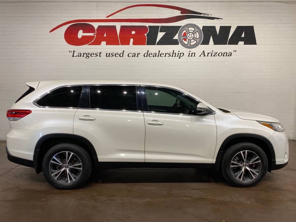 2019 Toyota Highlander LE V6 — SUV — 122,109 mi — Mesa, AZ