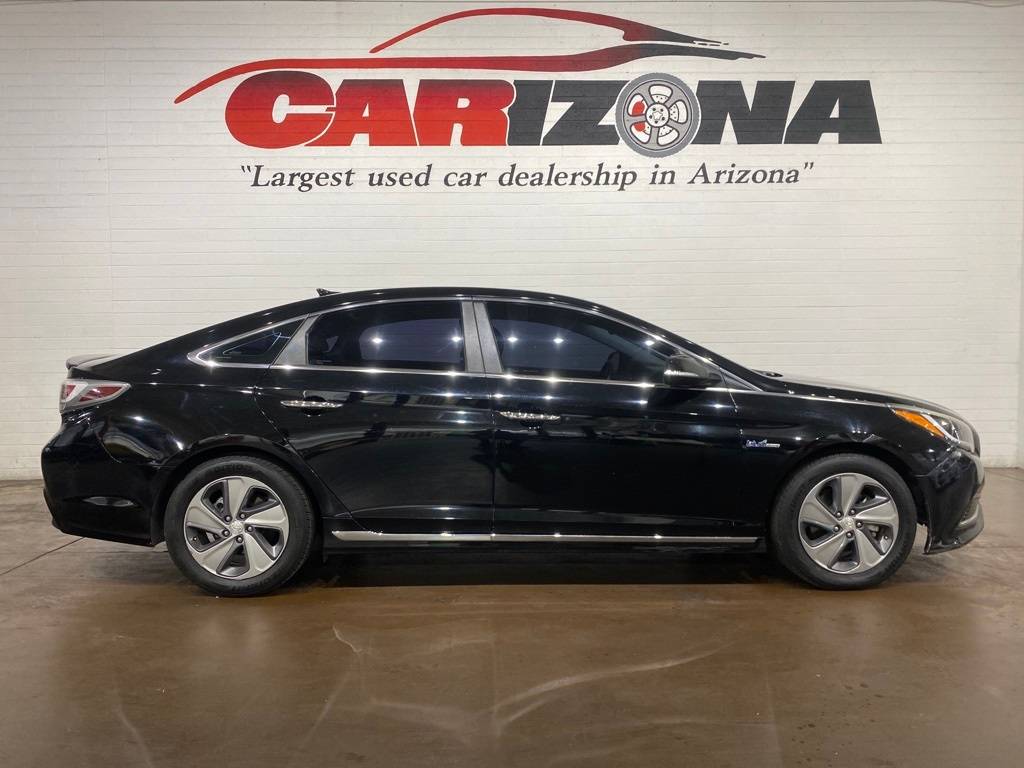 2016 Hyundai Sonata Hybrid Limited — Sedan — 91,896 mi — Mesa, AZ
