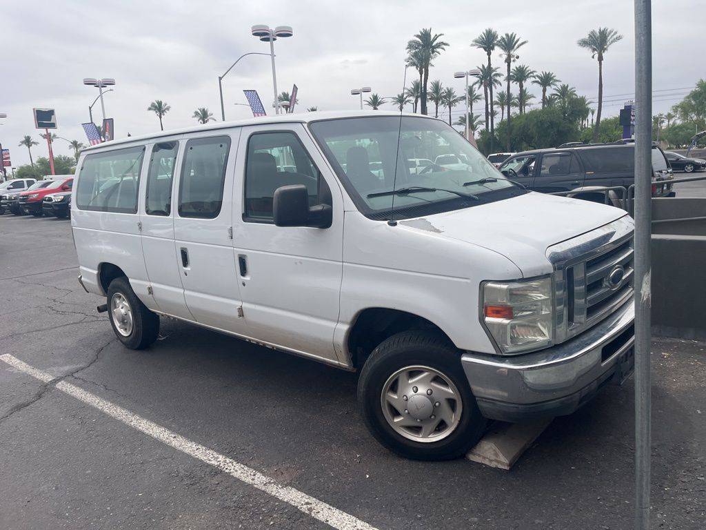 2011 Ford Econoline Wagon E-350 Super Duty XLT