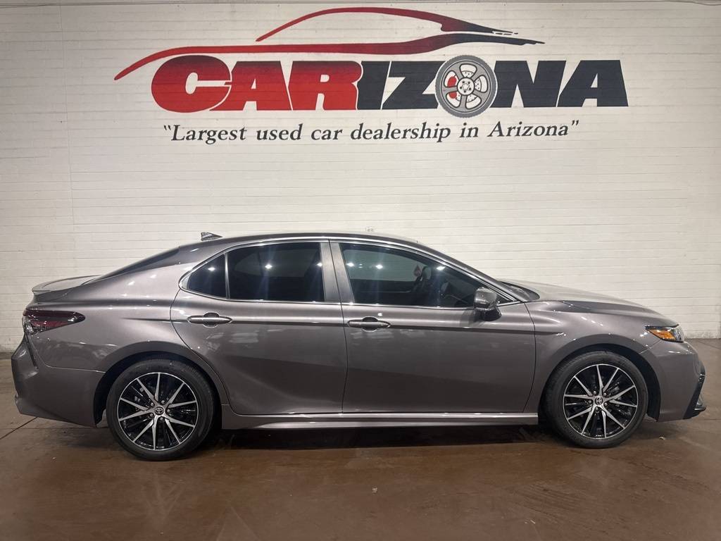 2023 Toyota Camry Hybrid SE — Sedan — 20,120 mi — Mesa, AZ