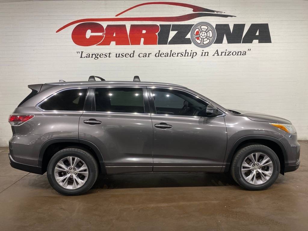 2015 Toyota Highlander XLE — SUV — 111,481 mi — Mesa, AZ