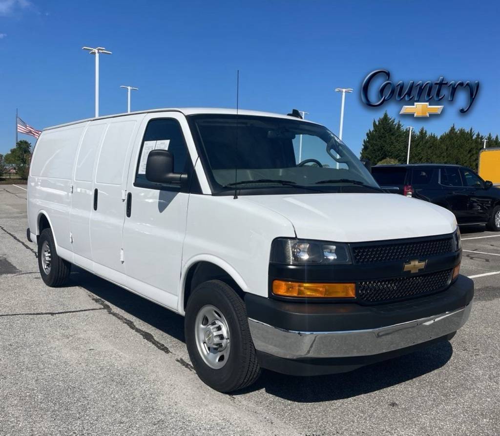 2024 Chevrolet Express Cargo Van Base — Cargo Van — 8,039 mi — Warrenton, VA