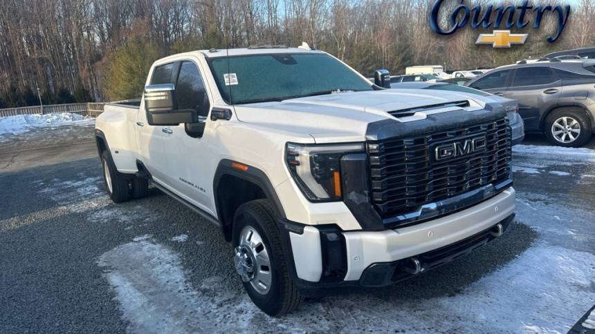 2024 GMC Sierra 3500HD Denali Ultimate — Pickup Truck — 9,998 mi — Warrenton, VA