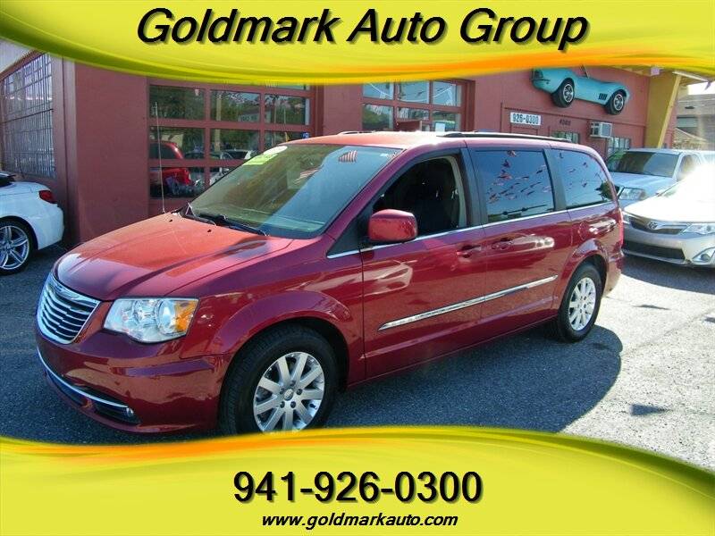 2015 Chrysler Town & Country Touring — Minivan — 106,236 mi — Sarasota, FL