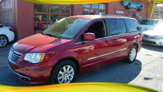 2015 Chrysler Town and Country Touring