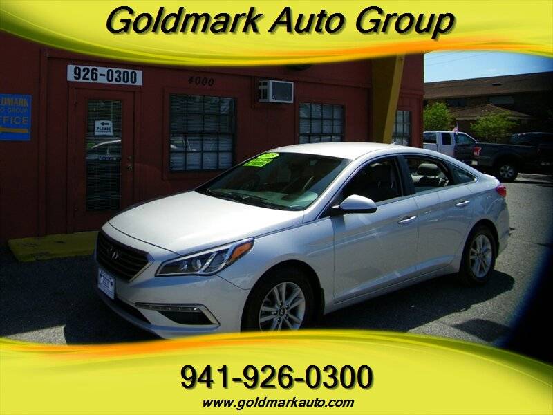 2015 Hyundai Sonata SE — Sedan — 74,536 mi — Sarasota, FL