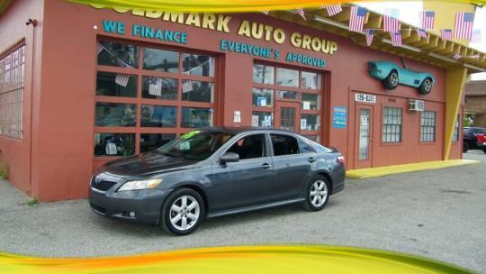 2008 Toyota Camry LE V6 — Sedan — 175,000 mi — Sarasota, FL