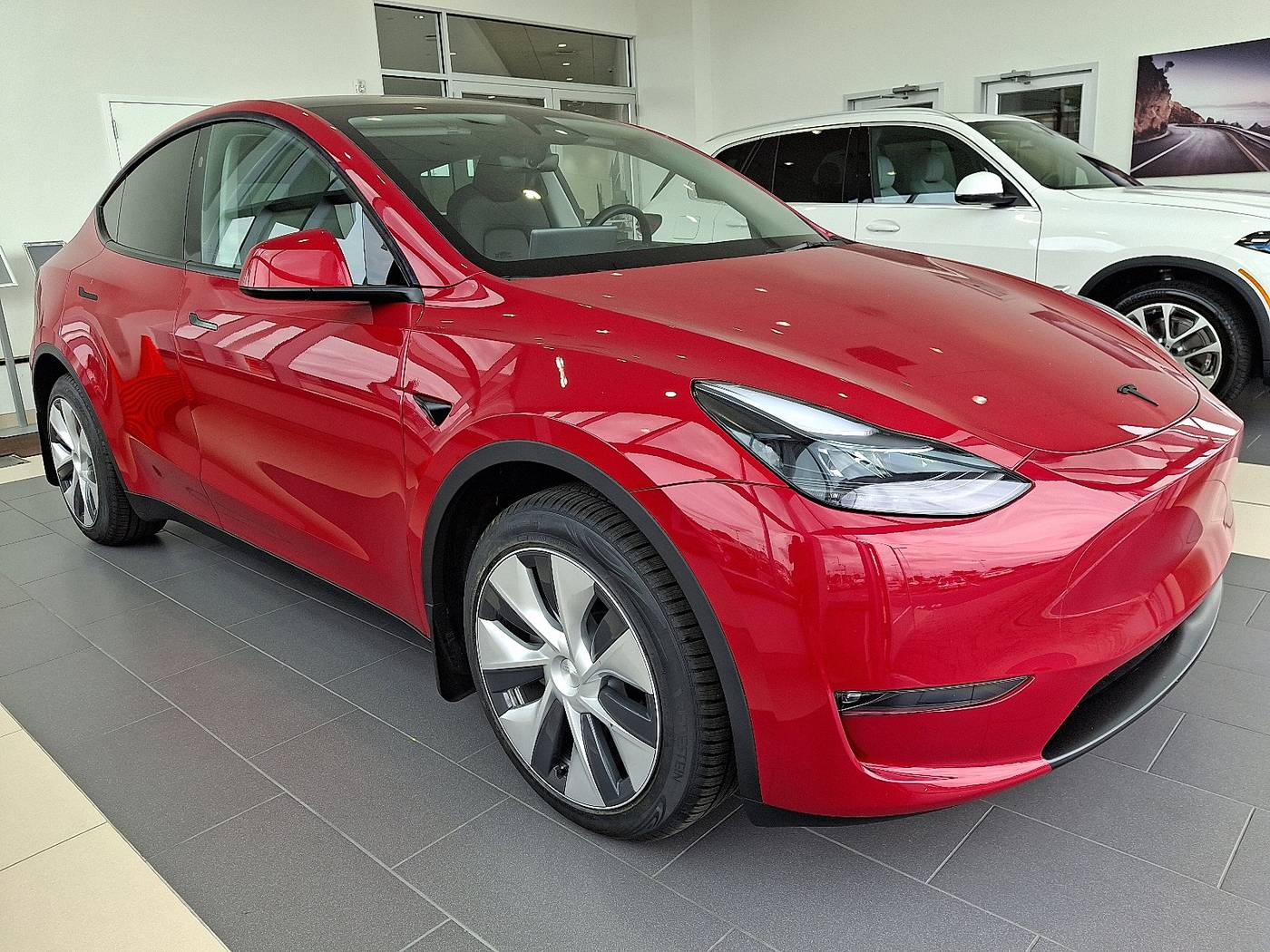 2023 Tesla Model Y Long Range — SUV — 23,043 mi — Lancaster, PA