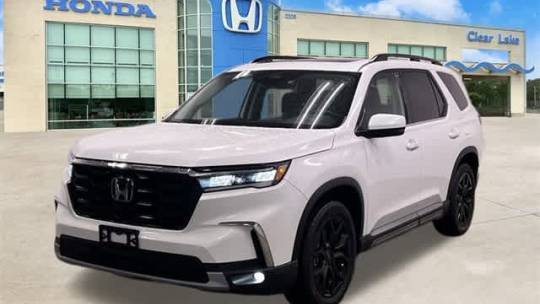 2024 Honda Pilot Touring — SUV — 9,836 mi — League City, TX