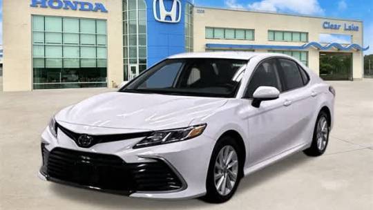 2022 Toyota Camry LE — Sedan — 71,875 mi — League City, TX