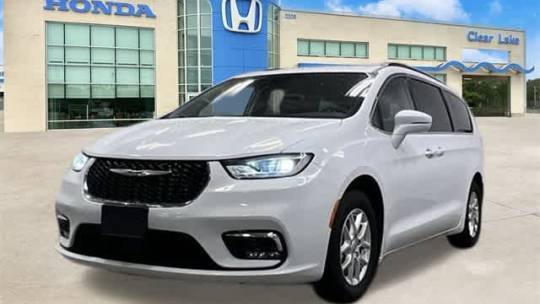 2022 Chrysler Pacifica Touring L — Minivan — 59,562 mi — League City, TX