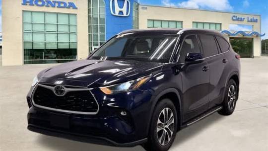 2022 Toyota Highlander XLE — SUV — 28,496 mi — League City, TX