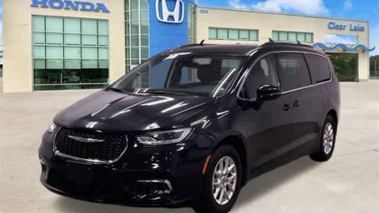 2022 Chrysler Pacifica Touring L — Minivan — 88,541 mi — League City, TX