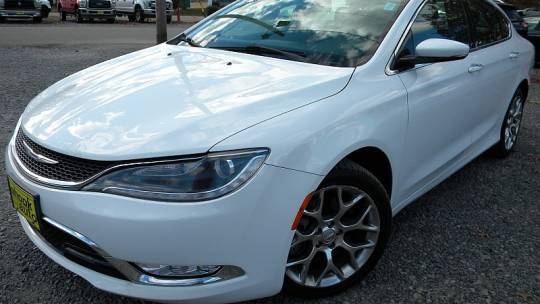 2015 Chrysler 200 C — Sedan — 115,854 mi — New Philadelphia, OH