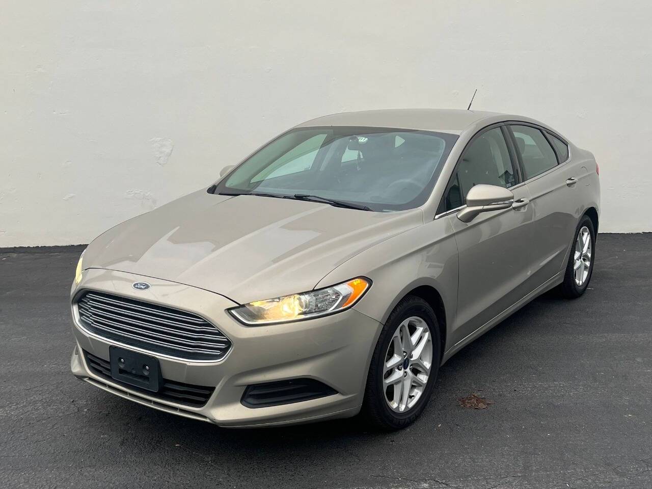 2016 Ford Fusion SE — Sedan — 189,723 mi — Oakland Park, FL