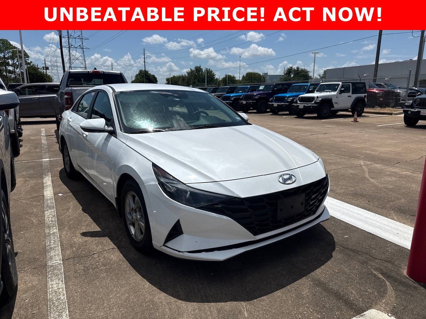 2022 Hyundai Elantra SE