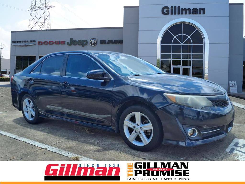 2013 Toyota Camry SE — Sedan — 102,250 mi — Houston, TX