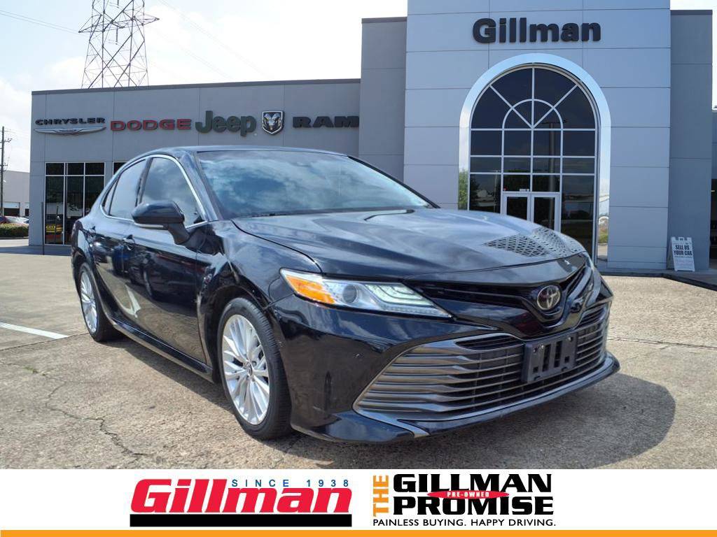 2018 Toyota Camry LE — Sedan — 136,897 mi — Houston, TX