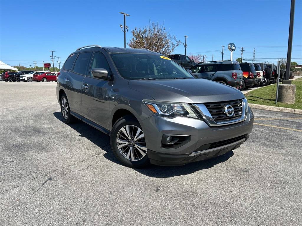 2017 Nissan Pathfinder SV — SUV — 157,851 mi — Cookeville, TN