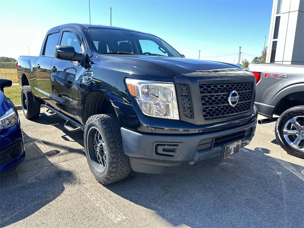 2017 Nissan Titan XD S — Pickup Truck — 81,909 mi — Cookeville, TN