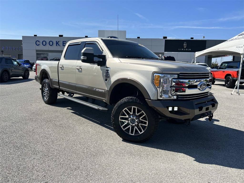 2017 Ford Super Duty F-250 Lariat — Pickup Truck — 149,671 mi — Cookeville, TN