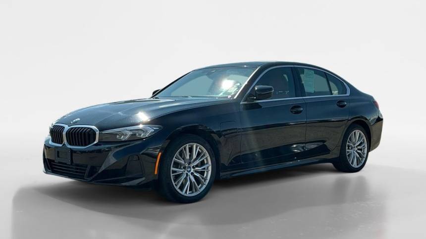 2024 BMW 3 Series 330e xDrive