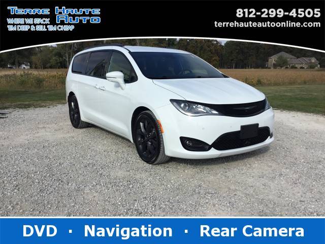 2018 Chrysler Pacifica Limited — Minivan — 120,242 mi — Terre Haute, IN