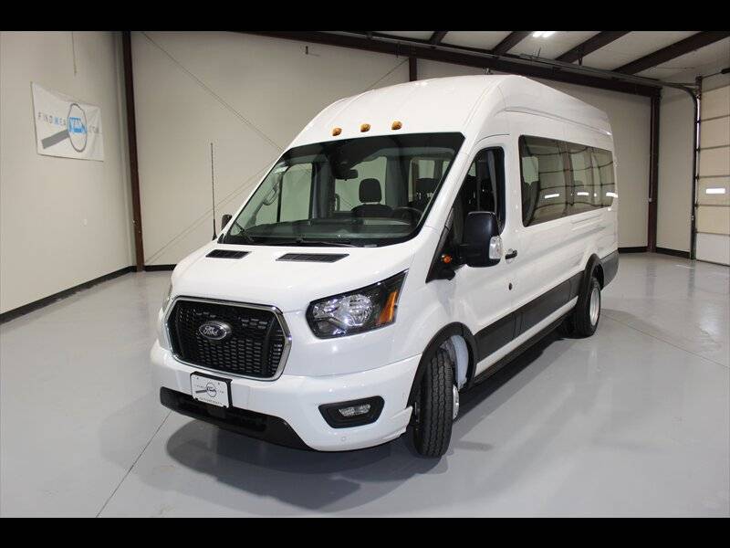 2023 Ford Transit Passenger Wagon T-350 XLT — Passenger Van — 38,809 mi — Euless, TX