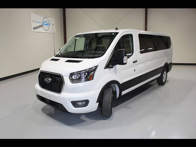 2023 Ford Transit Passenger Wagon T-350 XLT — Passenger Van — 31,467 mi — Euless, TX