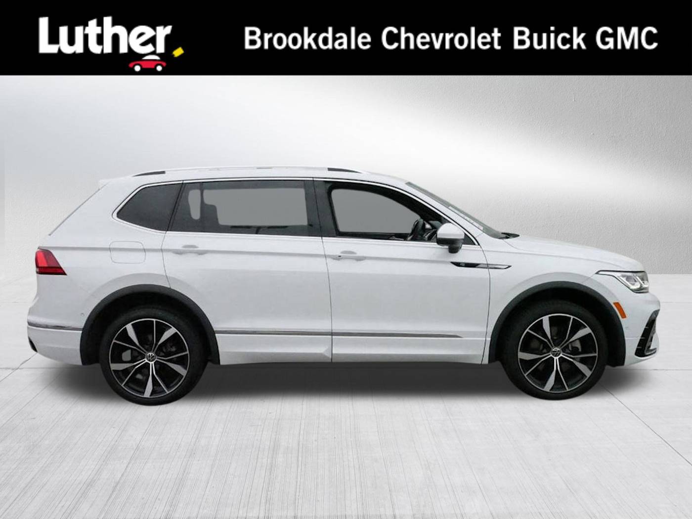 2023 Volkswagen Tiguan SEL R-Line — SUV — 11,818 mi — Brooklyn Center, MN