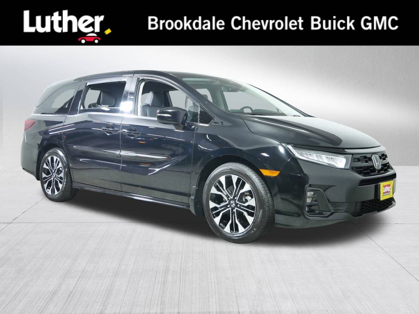 2025 Honda Odyssey Elite — Minivan — 1,567 mi — Brooklyn Center, MN