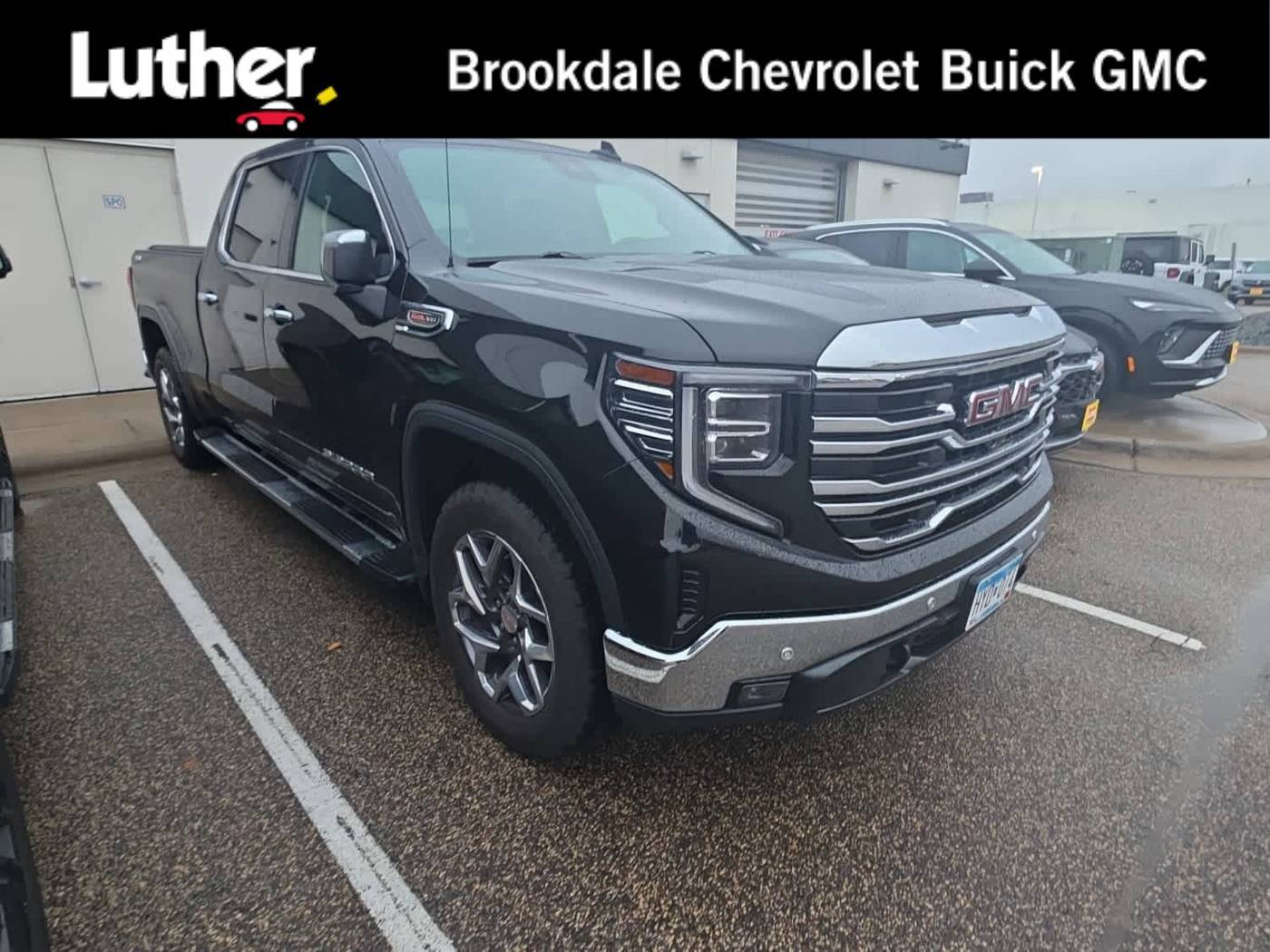 2022 GMC Sierra 1500 SLT — Pickup Truck — 86,538 mi — Brooklyn Center, MN