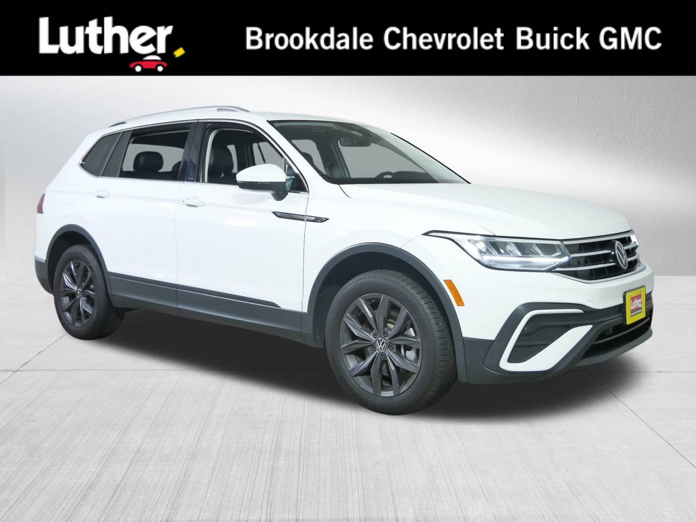 2022 Volkswagen Tiguan SE — SUV — 20,313 mi — Brooklyn Center, MN