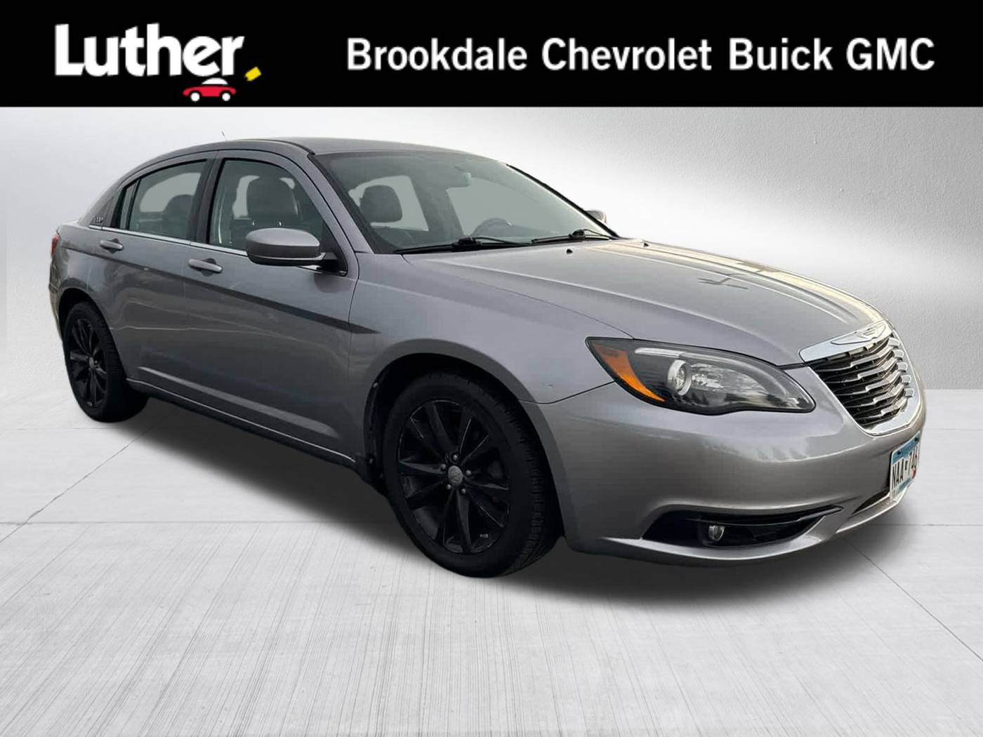 2013 Chrysler 200 Limited — Sedan — 88,711 mi — Brooklyn Center, MN