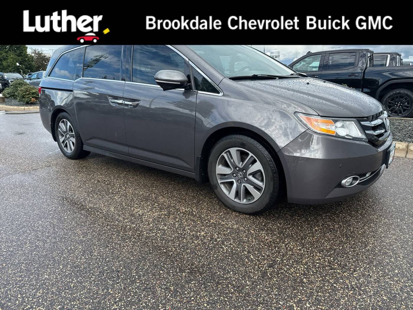 2014 Honda Odyssey Touring — Minivan — 76,525 mi — Brooklyn Center, MN