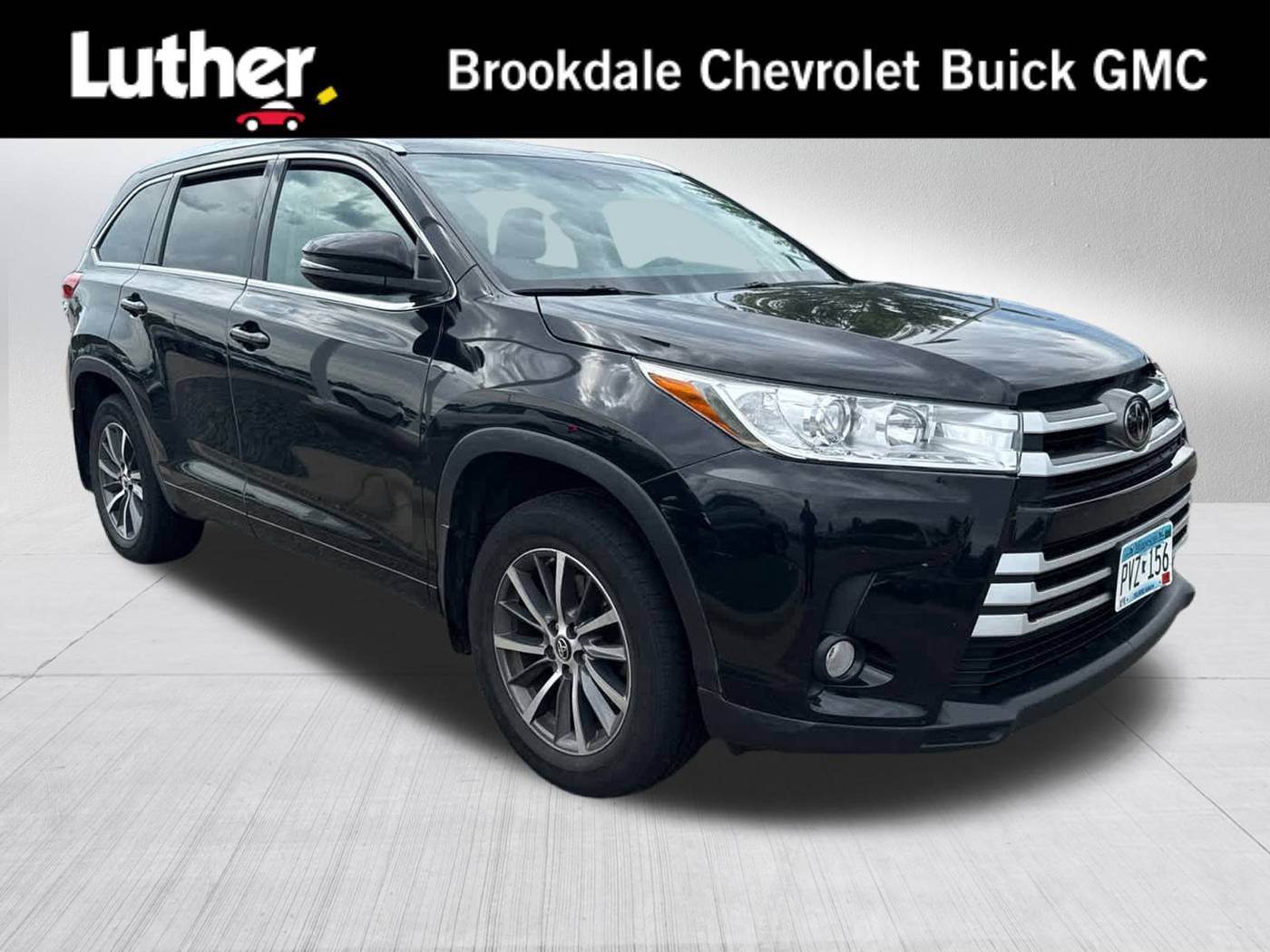 2017 Toyota Highlander XLE — SUV — 110,967 mi — Brooklyn Center, MN