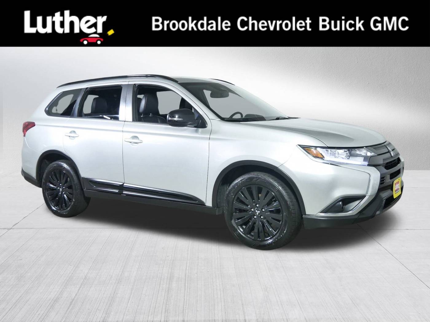 2020 Mitsubishi Outlander LE — SUV — 116,395 mi — Brooklyn Center, MN