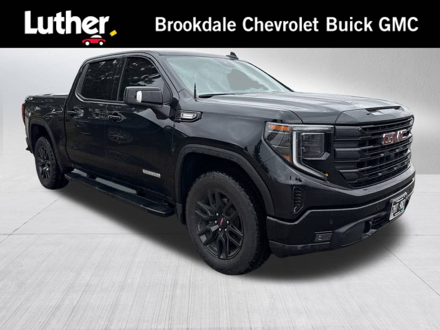 2025 GMC Sierra 1500 Elevation — Pickup Truck — 13,157 mi — Brooklyn Center, MN