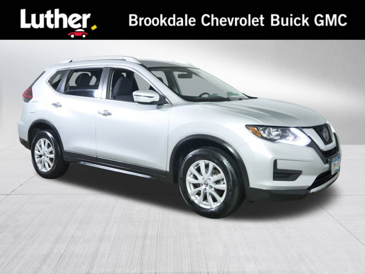 2018 Nissan Rogue SV — SUV — 130,295 mi — Brooklyn Center, MN